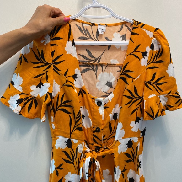 Floral Mini Dress - Picture 2 of 3